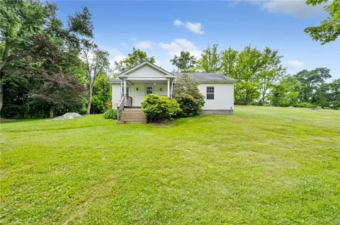242 Kusch Rd, Scenery Hill, PA 15360