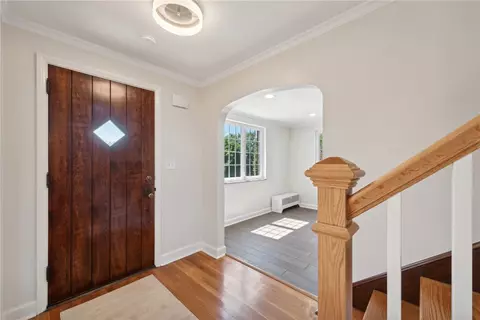 Entry Way - 804 Willow St, Irwin, PA 15642 photo 1 of 3