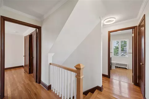 Entry Way - 804 Willow St, Irwin, PA 15642 photo 2 of 3