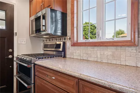 Kitchen - 804 Willow St, Irwin, PA 15642 photo 3 of 3