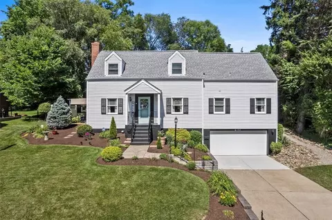 102 Locust Ln, Pittsburgh, PA 15241