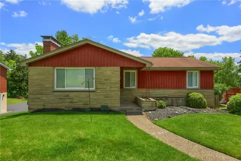 1203 Blue Jay Dr, Pittsburgh, PA 15243
