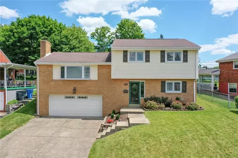 1425 Raven Dr, Pittsburgh, PA 15243