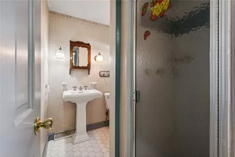 2213 Hall Ct, Export, PA 15632 photo 18