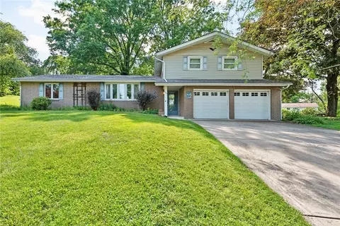 2213 Hall Ct, Export, PA 15632