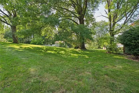 2213 Hall Ct, Export, PA 15632 photo 31