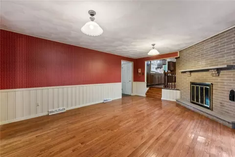 2213 Hall Ct, Export, PA 15632 photo 3