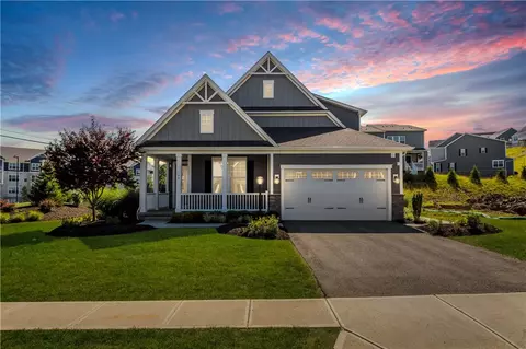 100 Heather Dr, Canonsburg, PA 15317