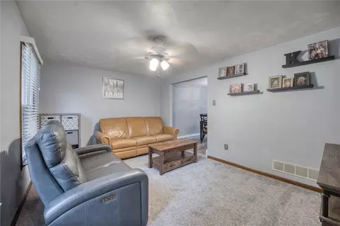 116 Brandywine Dr, Irwin, PA 15642 photo 5