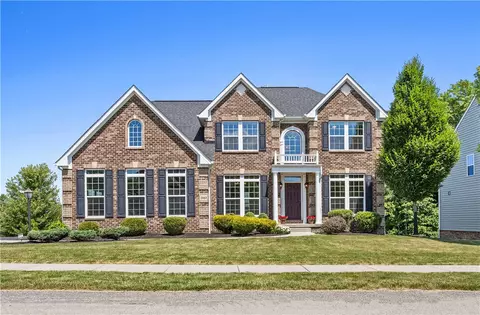2051 Golden Grove Dr, Mars, PA 16046