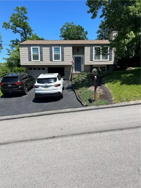 558 Harrison St, Pittsburgh, PA 15237