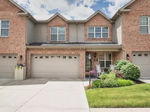 3011 Laura Ln #21B, Lawrence, PA 15055