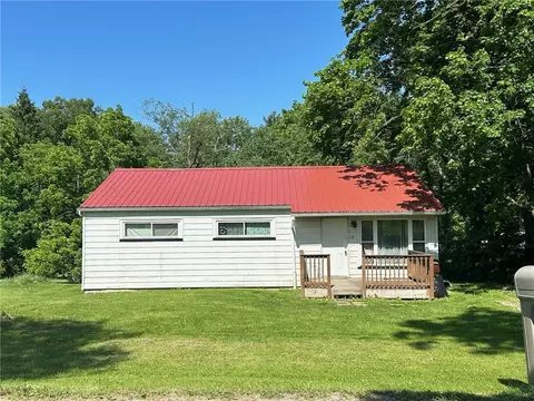 17 High Rd, Greenville, PA 16125