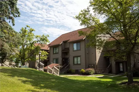 H7 Sunridge Dr, Champion, PA 15622