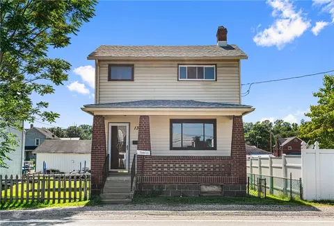 135 Pearl Ave, Cheswick, PA 15024