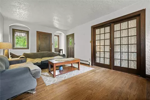 Living - 621 Thomas Rd, Eighty Four, PA 15330 photo 1 of 1