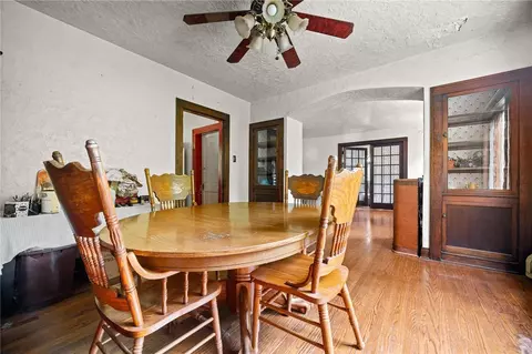 Dining - 621 Thomas Rd, Eighty Four, PA 15330 photo 2 of 2