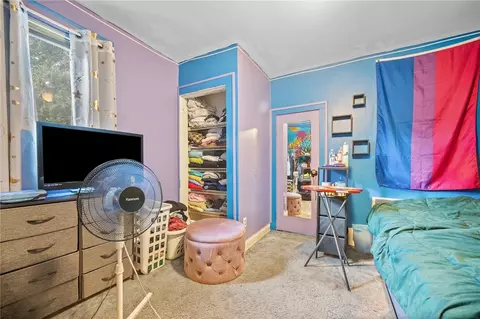Bedroom - 621 Thomas Rd, Eighty Four, PA 15330 photo 5 of 8