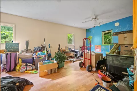 Bedroom - 621 Thomas Rd, Eighty Four, PA 15330 photo 1 of 8