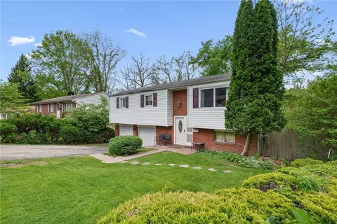 249 Yosemite Dr, Pittsburgh, PA 15235