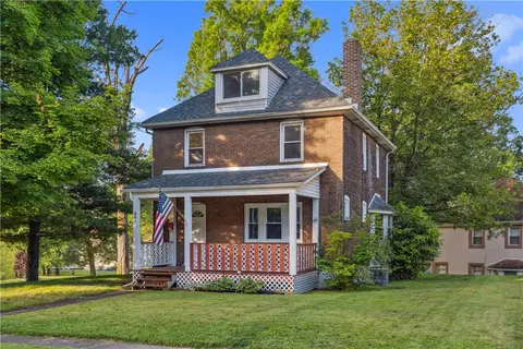 868 Ohio Ave, Midland, PA 15059