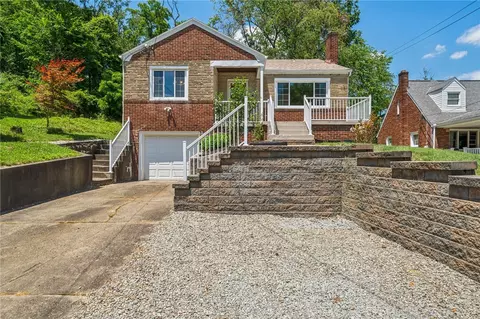 104 Greentree Rd, Homestead, PA 15120