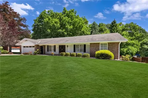 121 Cardiff, Aliquippa, PA 15001