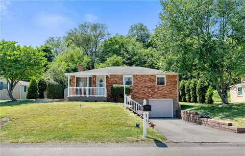 221 Tartline Dr, Glenshaw, PA 15116