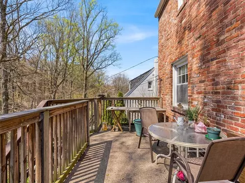 4622 E Willock Rd, Pittsburgh, PA 15227 photo 3