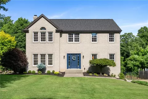 202 Warren Rd, Warrendale, PA 15086