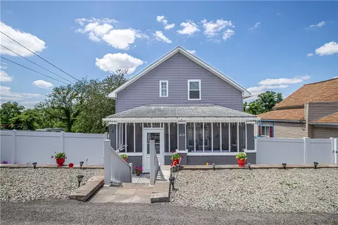 1410 Cambria Ave, Connellsville, PA 15425