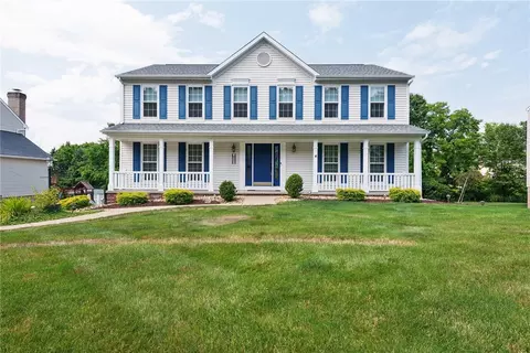 881 Castleview Dr, Irwin, PA 15642
