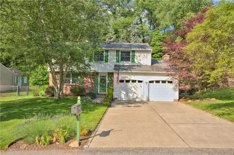 8464 Coventry Dr, Allison Park, PA 15101