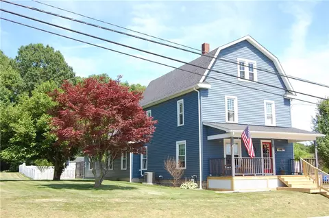 648 Liberty St, Grove City, PA 16127