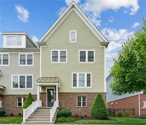 123 3rd St, Oakmont, PA 15139