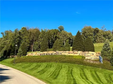 3024 Ravenwood Dr, Greensburg, PA 15601