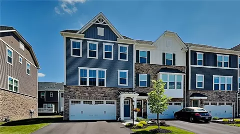 136 Lupine Dr, Mars, PA 16046