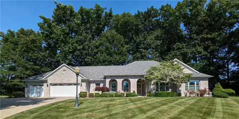 104 Palamino Cir, Butler, PA 16001