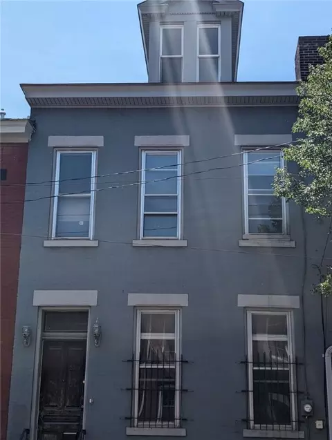 2014 Forbes Ave, Pittsburgh, PA 15219