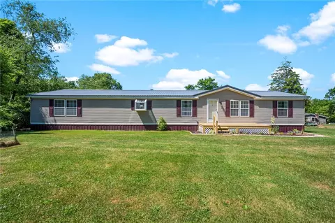 916 Talmadge Ave, Apollo, PA 15613