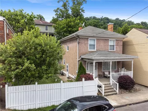 221 Sample St, Pittsburgh, PA 15209