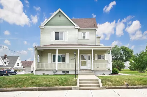 1490 Allison Ave, Washington, PA 15301