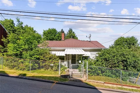 103 Hiram St, Pittsburgh, PA 15209