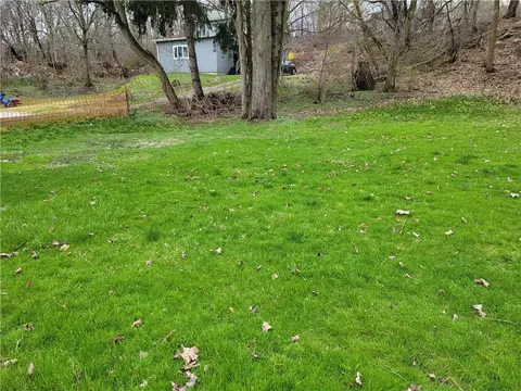 717 Mulberry Stclarion St, Beaver, PA 15009