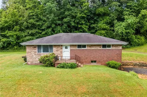 1070 Saxonburg Blvd, Saxonburg, PA 16056