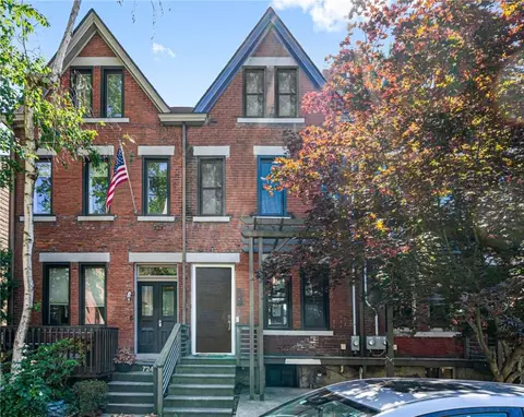 722 Copeland St #A, Pittsburgh, PA 15232