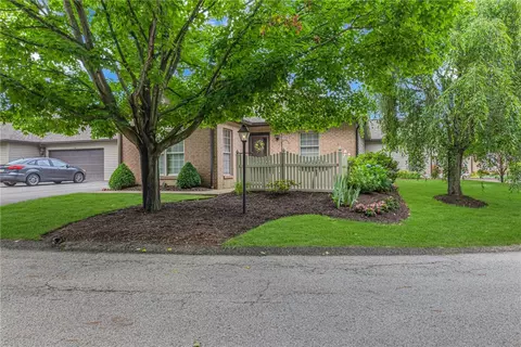 150 Cambridge Dr, Harwick, PA 15049