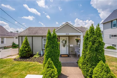 453 N Highland Ave, Oakdale, PA 15071
