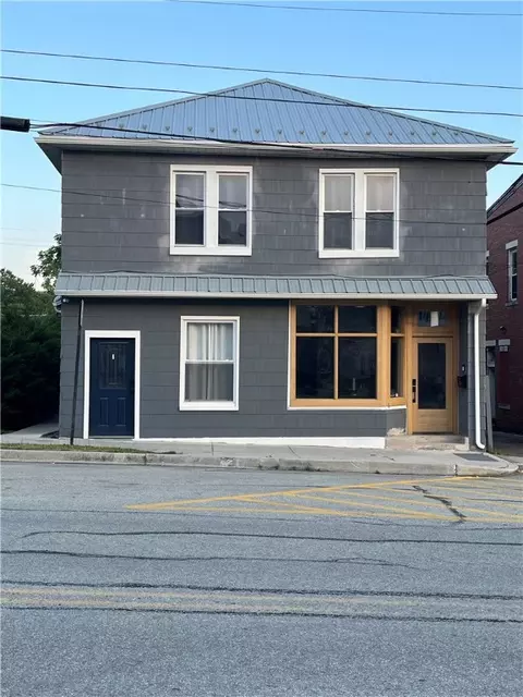 326 Main St, Meyersdale, PA 15552