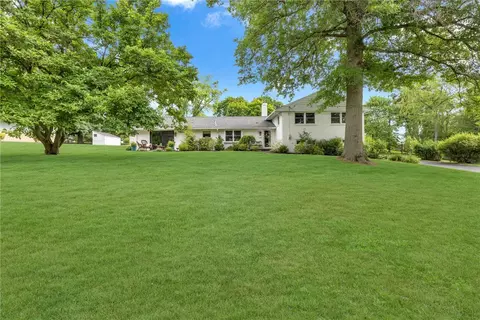 139 Laurel Dr, Beaver, PA 15009